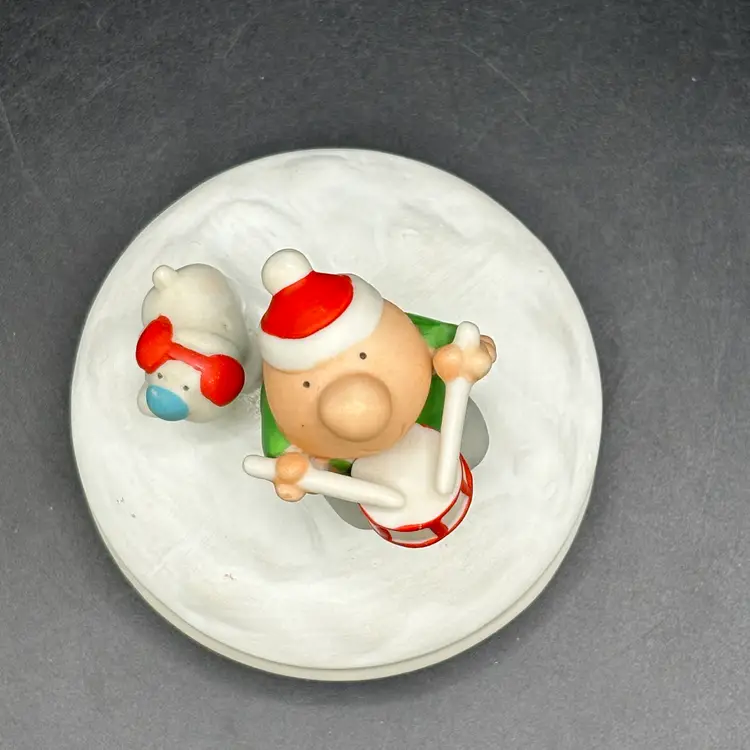 Ziggy “Merry Christmas” Bisque Figurine Decor 2.5”