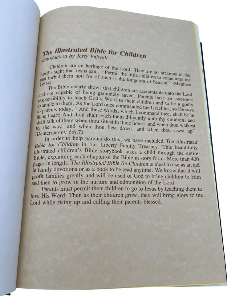 The Illustrated Bible for Children Old-Time Gospel Hour 1982 HC Picture Bible