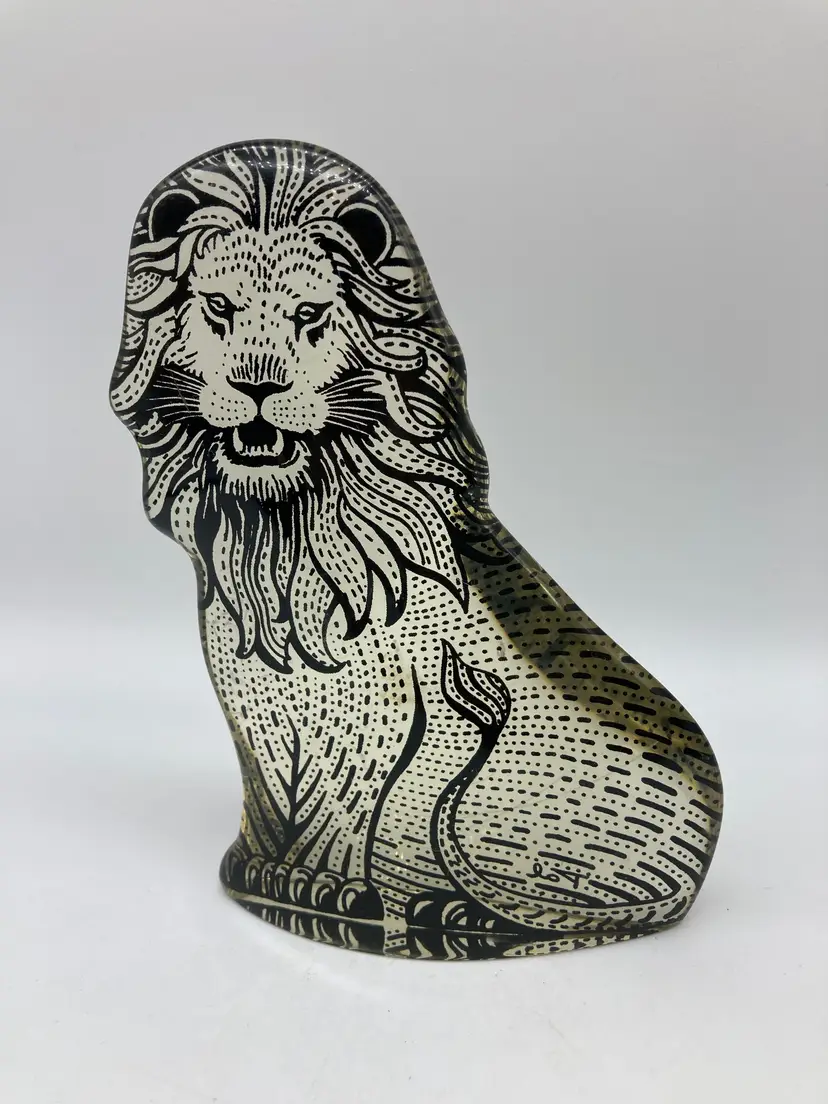 Vintage Abraham Palatnik Decorative Lucite Lion Brazil, Signed