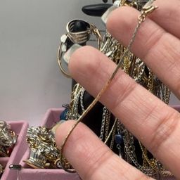 gold bracelet