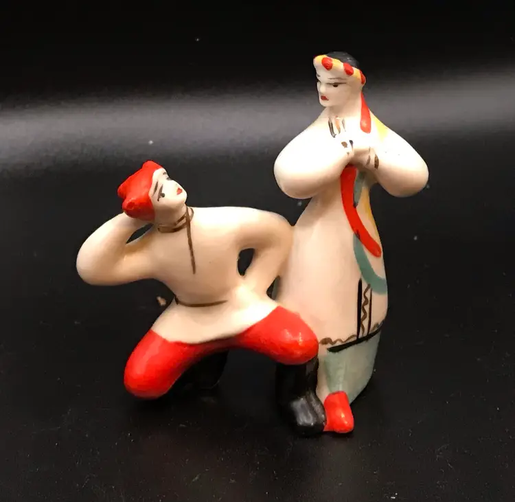 Vintage Soviet porcelain figurine Dancers dancing couple Hopak Polonsky ZHK USSR