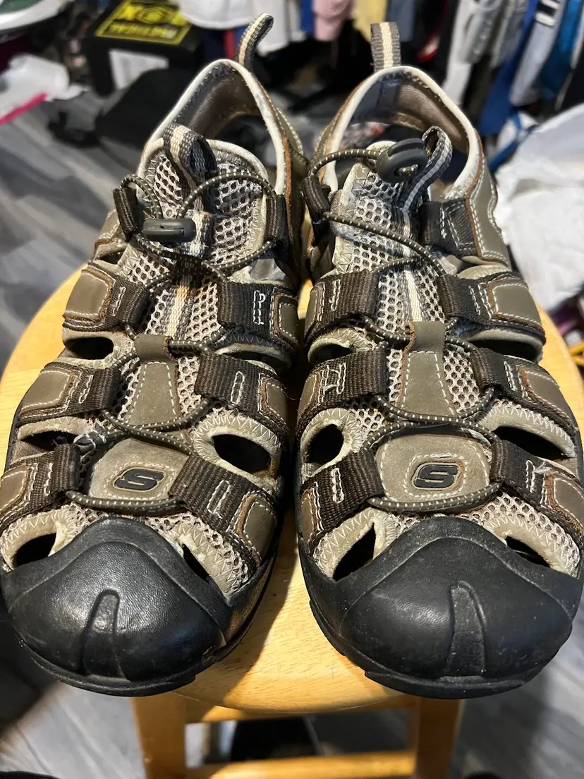 Sketchers Mens Sandals Size 9