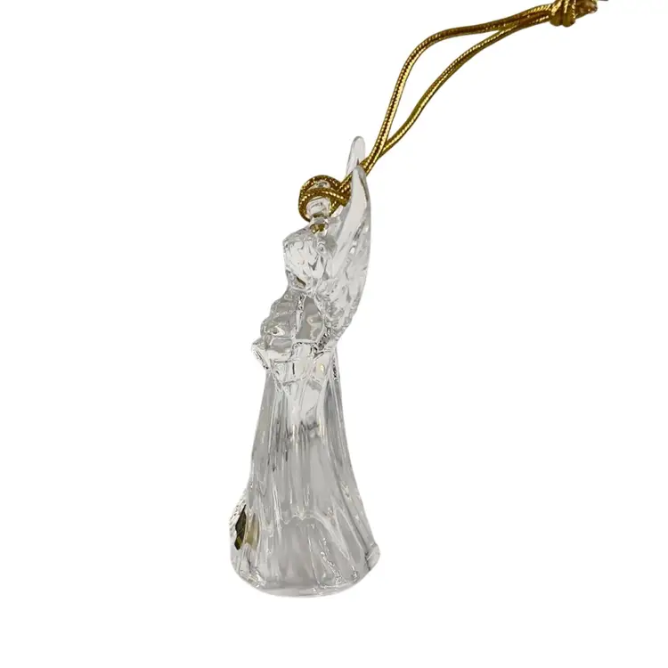 Crystal Angel 
4.5” Ornament
Herald Collection 
By Mikasa