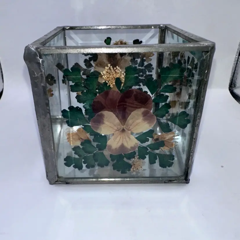 Vintage Wildflower & Co Beveled Glass Leaded  Mirrored Bottom Dried Flower Trinket Box