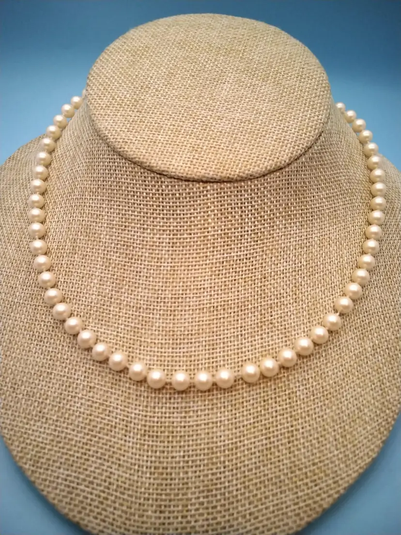 Classic Genuine Blush Pearl Necklace