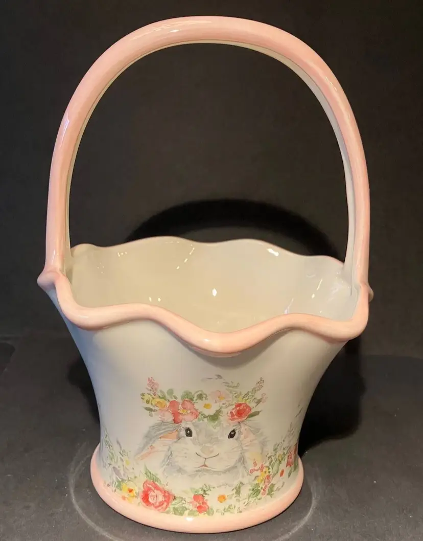 Ceramic Easter Bunny Ruffled Edges Basket With Handle