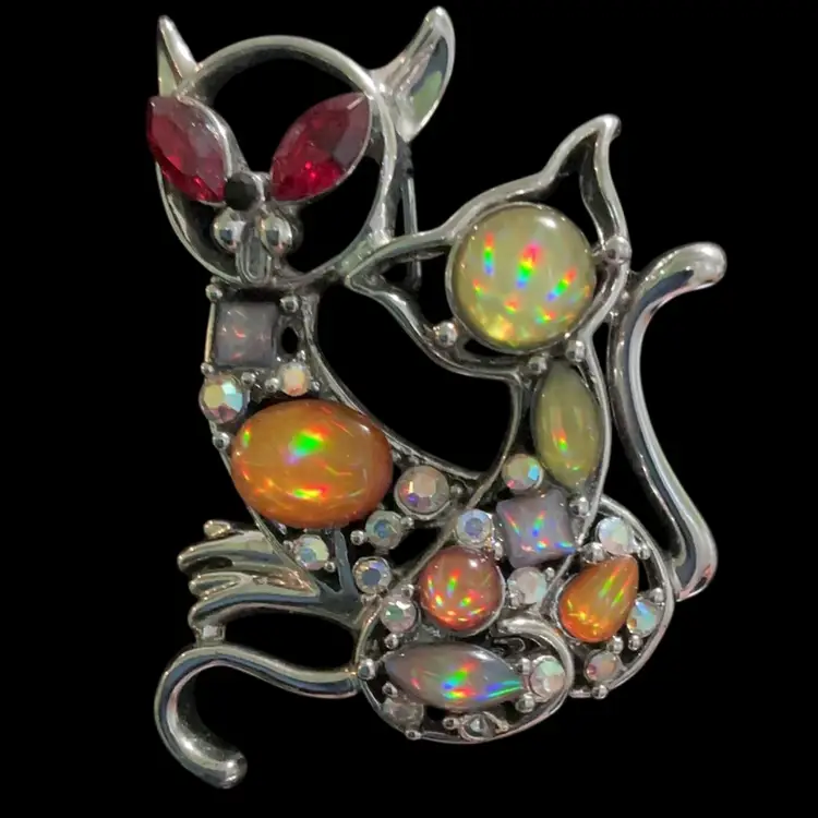 Fun Adorable Vintage Silvertone Cat Brooch. Momma & Kitten Jelly Belly Sparkly Rhinestones. And AB Glass Rhinestones . Not Signed.
