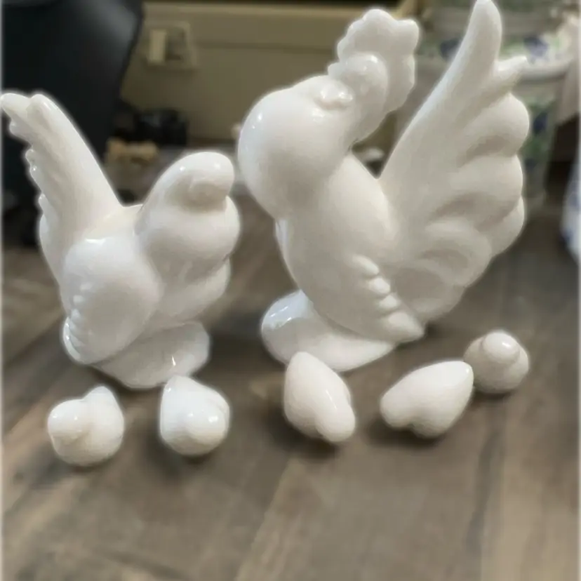 Vintage Heisey by Imperial Glass Milk Glass Rooster, Hen and Five Chick Figurines-Set of Seven, Marked IG… Excellent Condition! Cadmium Glow!!! 6” Rooster, 4.5” Hen.