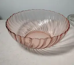 Vintage Arcoroc France Rosaline Pink Swirl Glass Serving Salad Bowl 9"