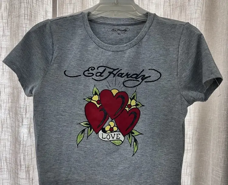 VTg Y2K 2000s Ed Hardy Baby Tee Crop Shirt Top Size XL Tattoo Hearts  New