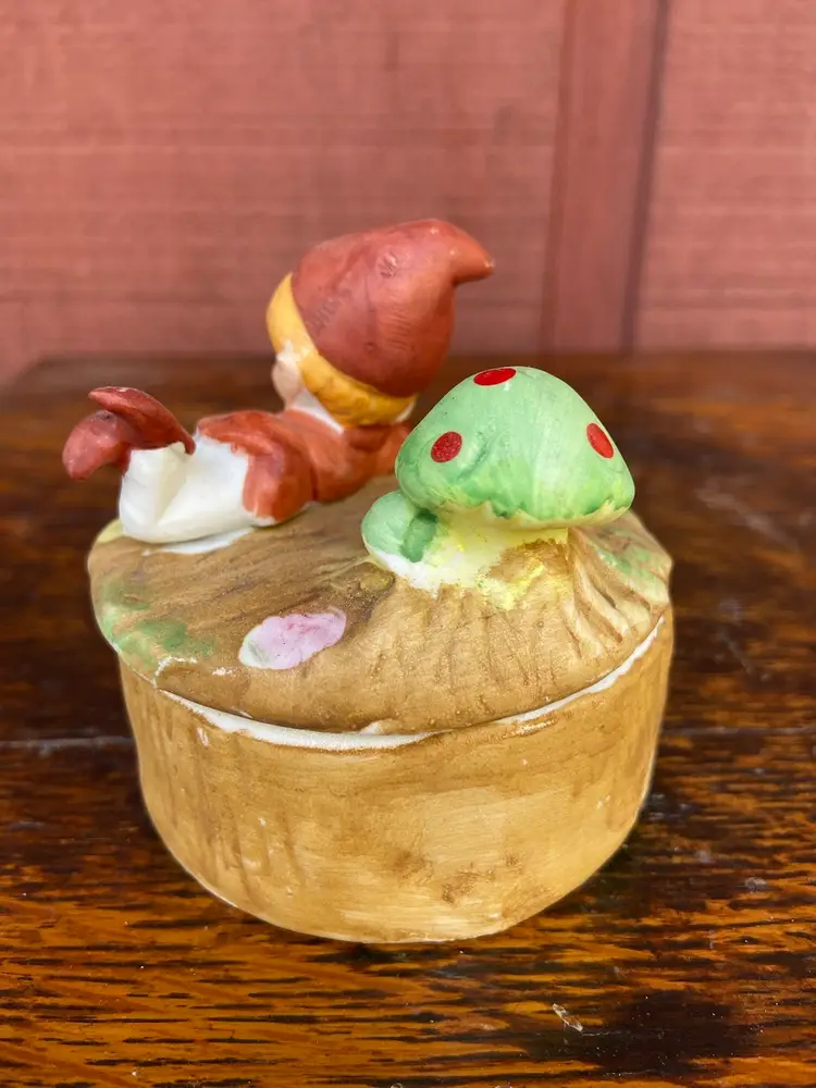 Homco Elf / Pixie & Mushroom Trinket Box #5404