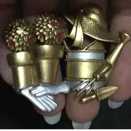 Glowy Gardening Danecraft Brooch