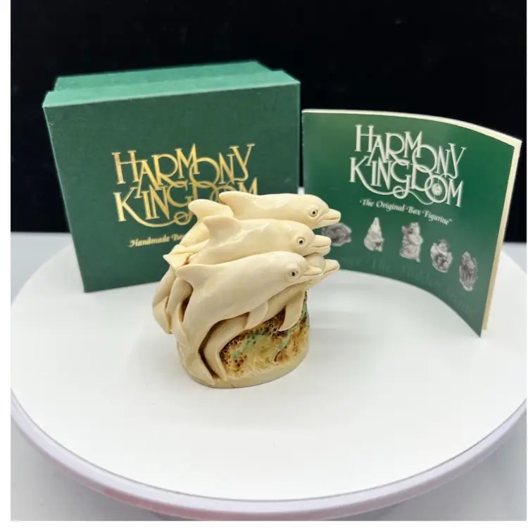 HARMONY KINGDOM “SUNDAY SWIM”