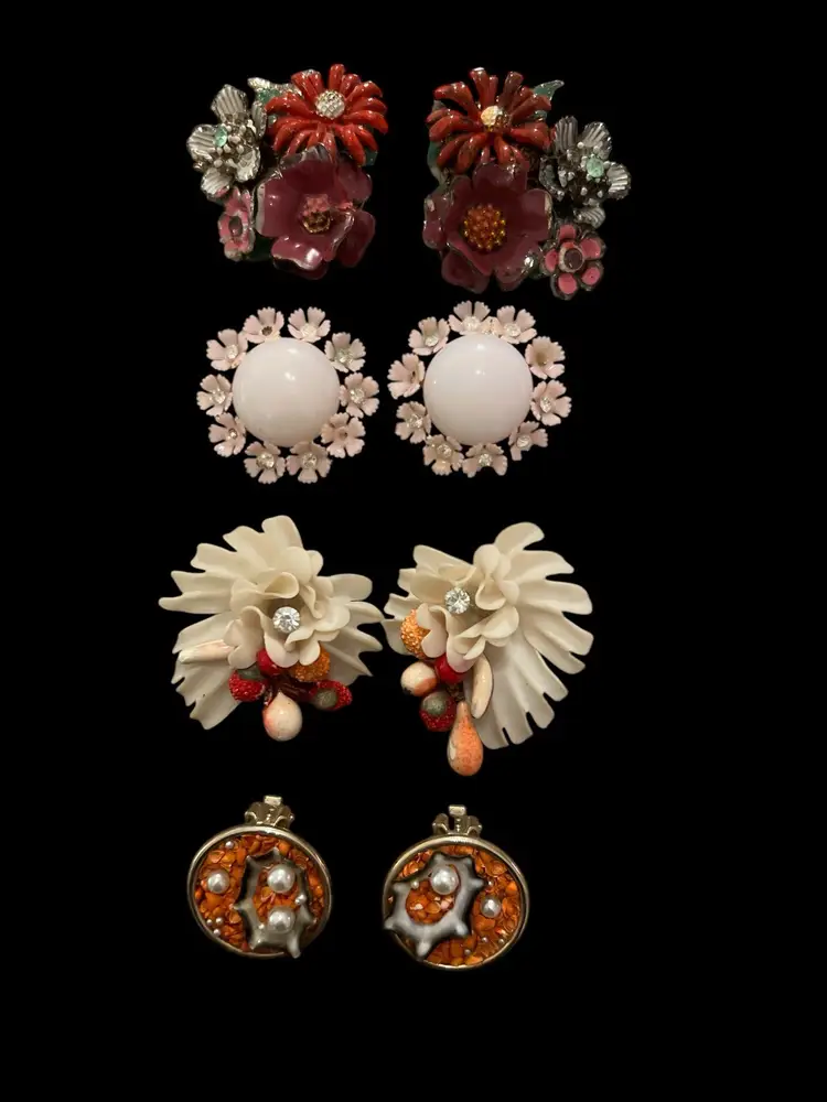 VINTAGE Lucite Faux Pearls Rhinestones Repurpose Repair Craft Clip-ons 4 Pairs #E-14