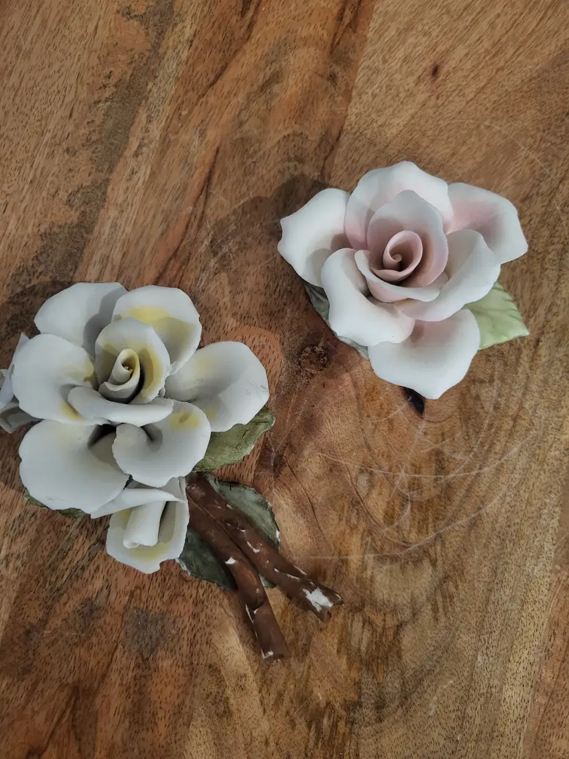 Antique Capodimonte Italy Hand Painted Pink and Yellow Roses Figurines Napolean