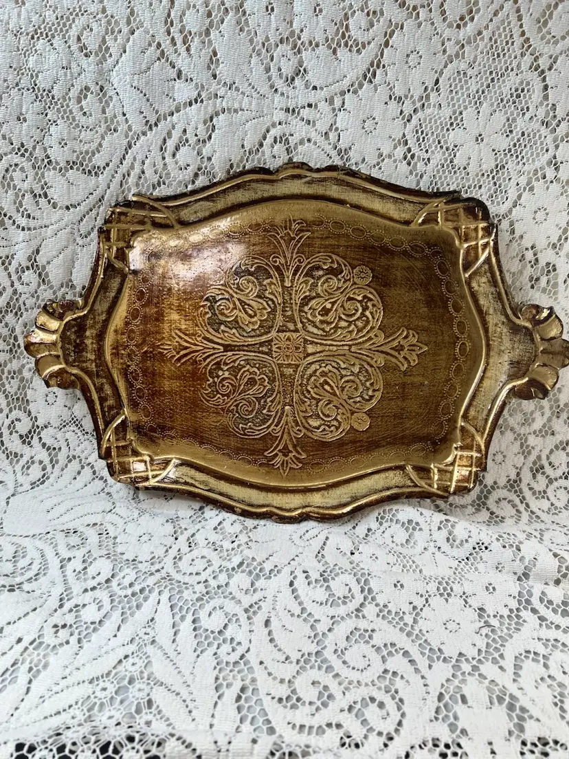 #01 013 Vintage Florentine Wood Italian Handled Tray 17" X 11"