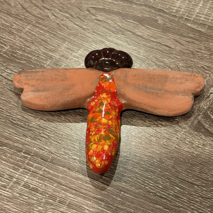 Dragonfly Pottery - Hobbiest Decor
