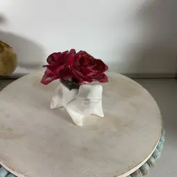 Crown Staffordshire Bone China Frog With Red Roses