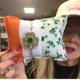 Irish pillow