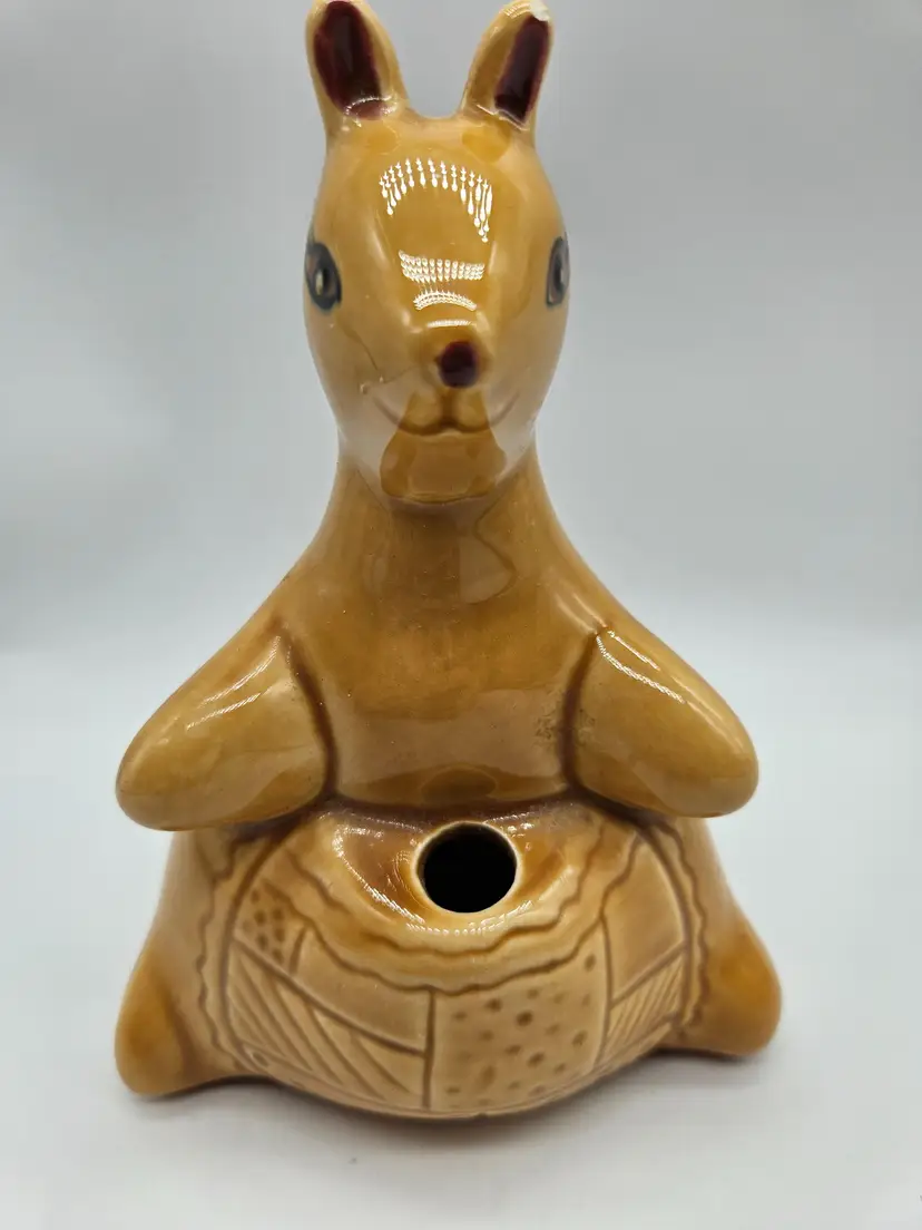 George Wood kangaroo figurine cotton dispenser