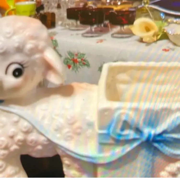 Response Lamb With Cart