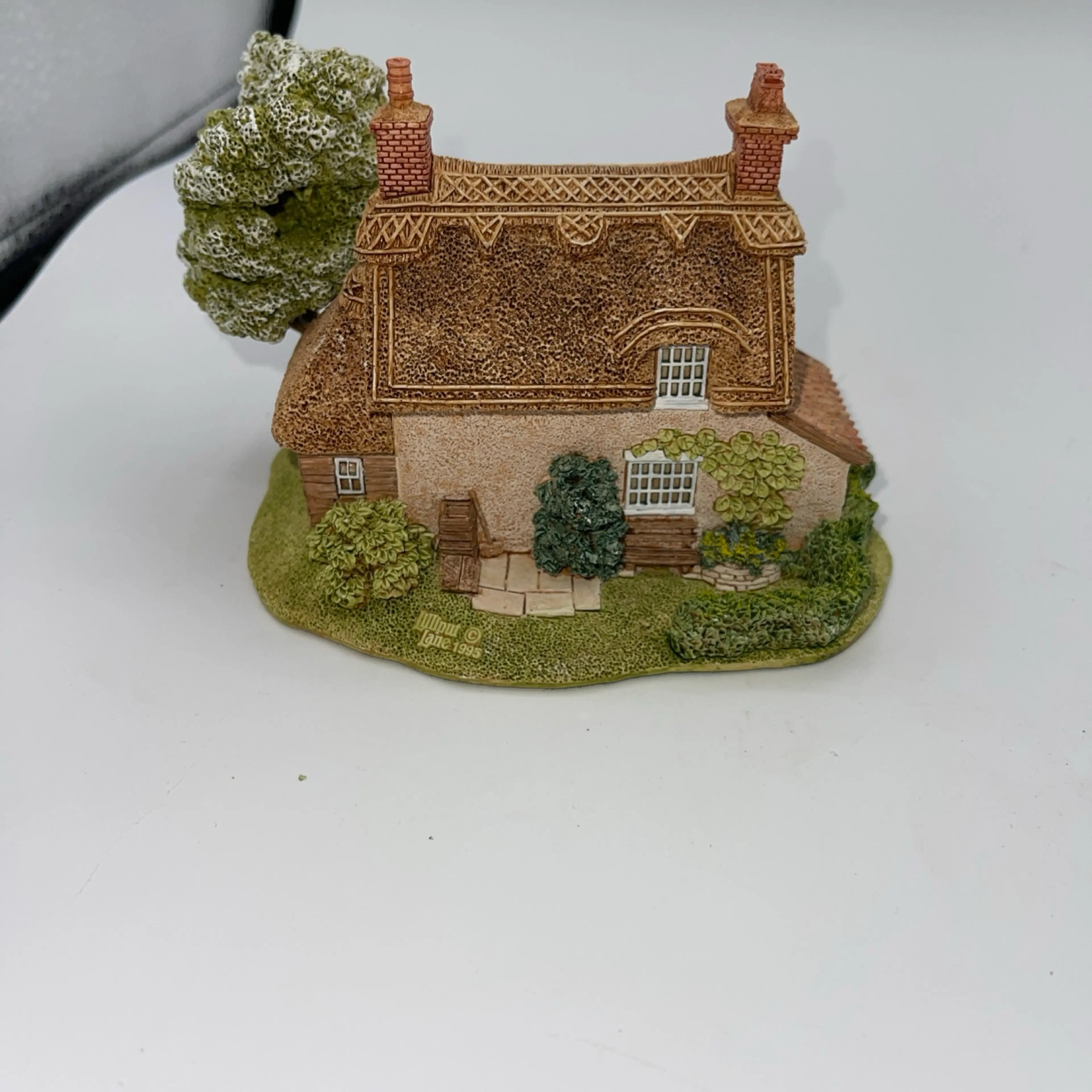 Image 4 of 9