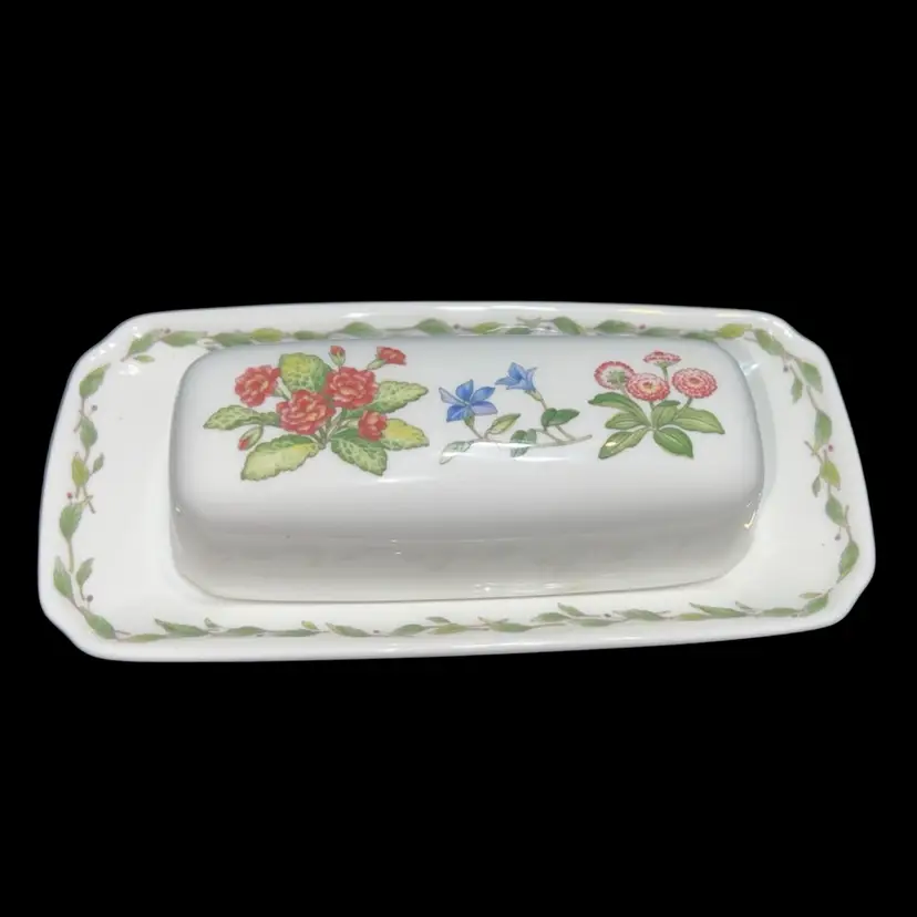 MARKDOWN! Noritake Casual Gourmet "Gourmet Garden" Covered Butter Dish