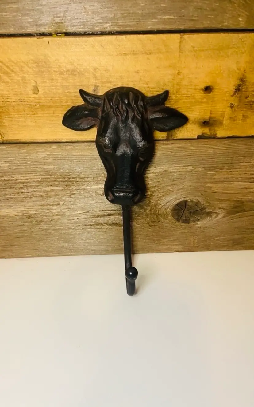 Vintage Cast Iron Cow Wall Hook Country Cottage Primitive Rustic Farmhouse