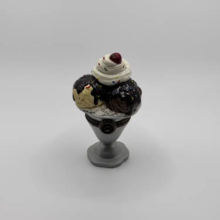 Boyd's Bears Adorable Sundae Trinket Box with Cute Engraved Phrase