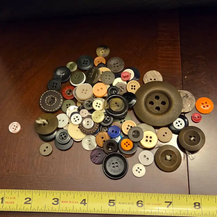 Button Lot