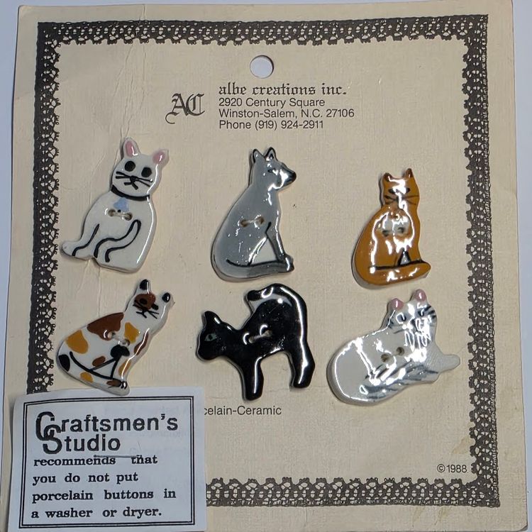 Vintage 1988 Albe Creations Porcelain Cat Buttons Hand-Painted Set Of 6 NOS