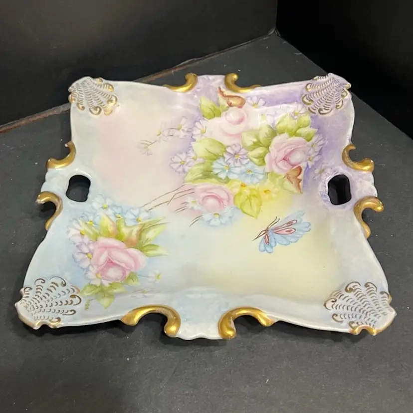 Hand Painted Gold Gilt Ornate Tray/Dish, Vintage ~8” x 8” x 1”