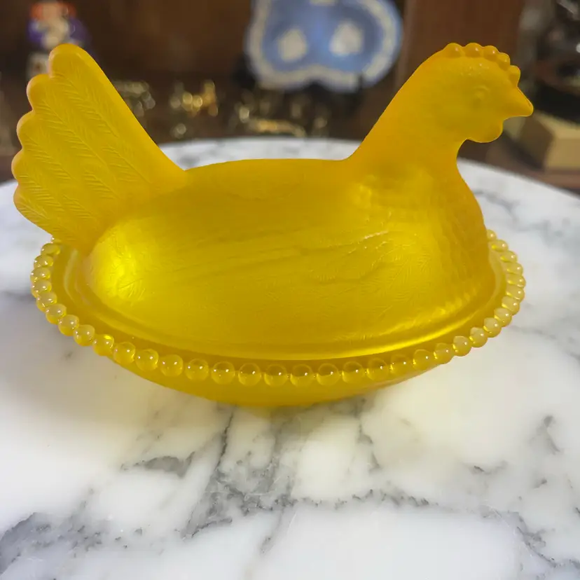Yellow Frosted Hint On The Nest 5 Inches Import