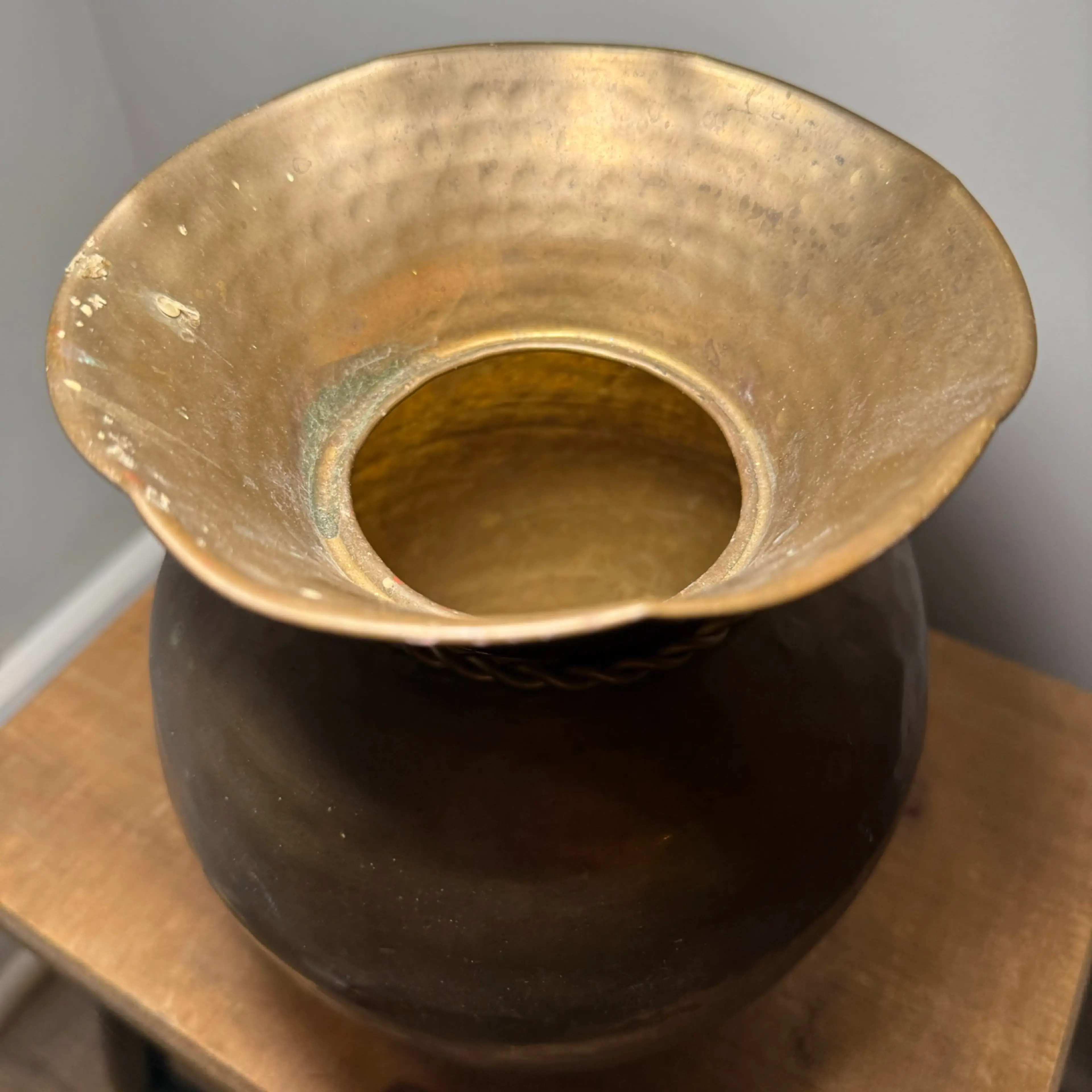 Image 3 of 3