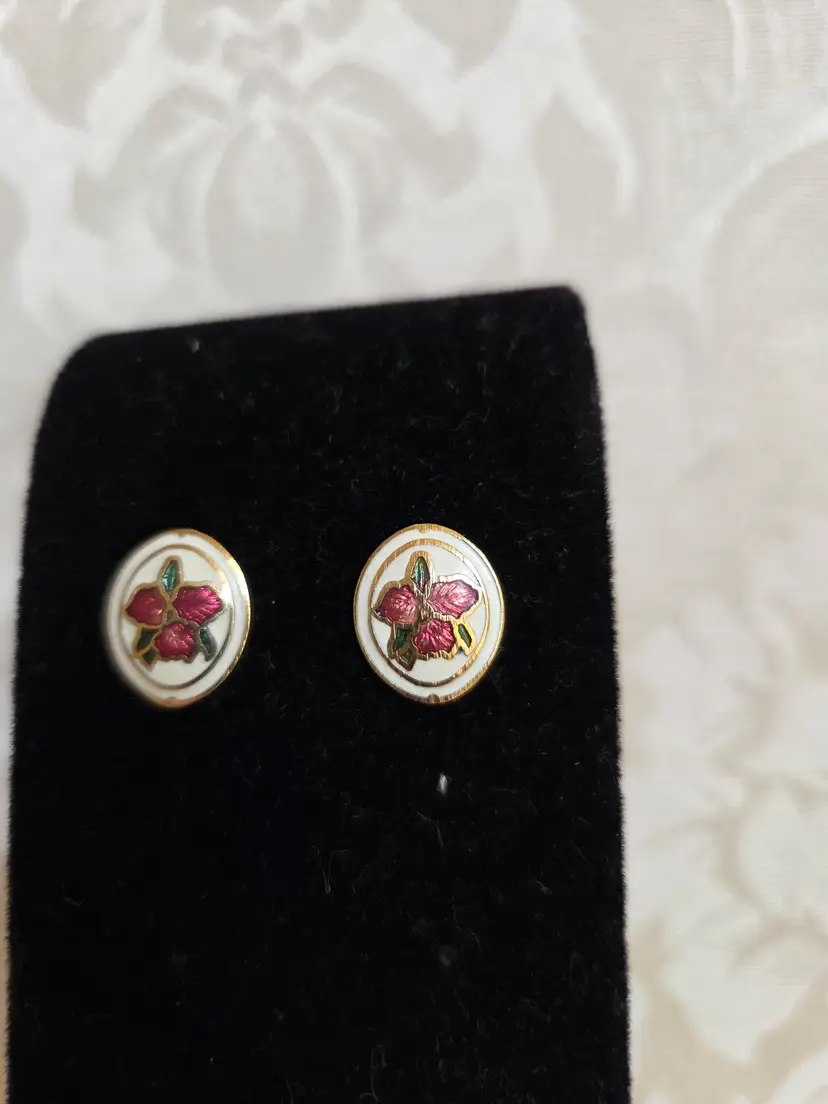 Vintage Gold Tone Pink Flower Cloisonne Pierced Earrings