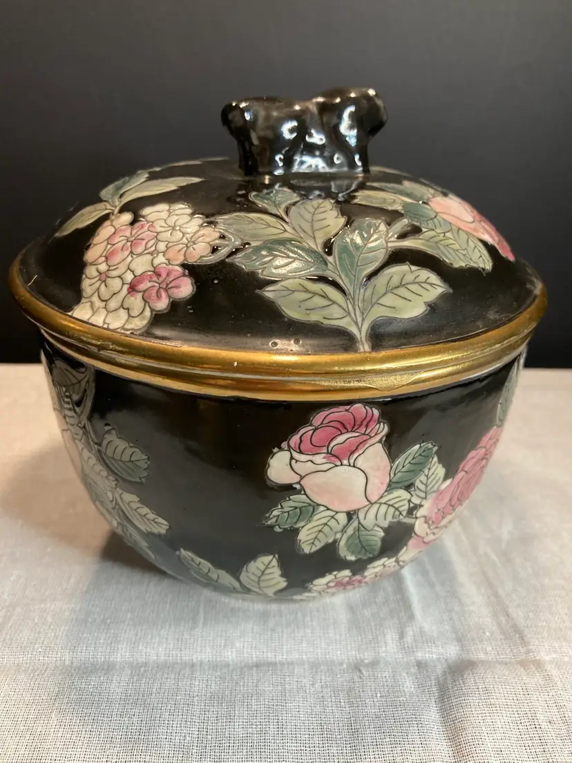 Dynasty By Heygill HFP Macau Black Floral Porcelain Flower Bowl With Lid
