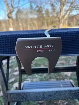 TOUR ISSUE Odyssey White Hot XG Putter