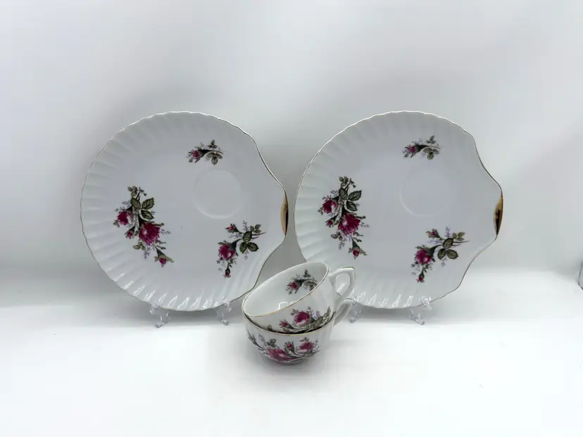 Moss Rose Japan Snack Set – Vintage 2-Piece Shell Plate & Cup – Pink Floral Gold Trim – Mid Century Porcelain Tea for Two