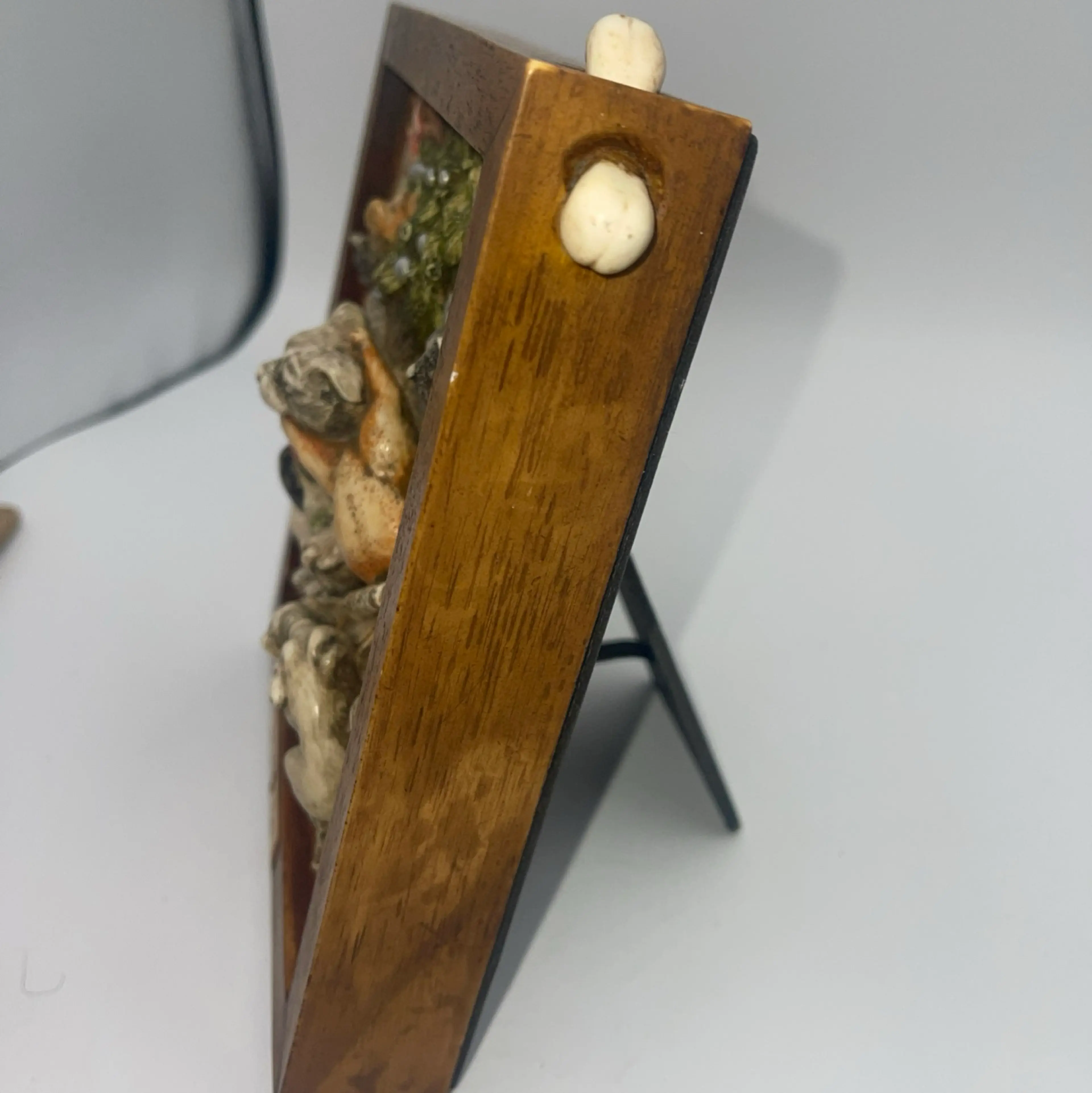 Image 4 of 8