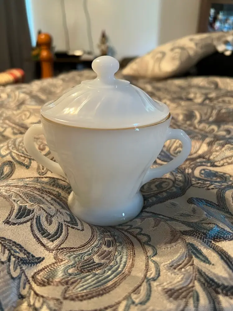 Vintage Anchor Hocking Fire King Milk Glass Double Handled Lidded Sugar Bowl