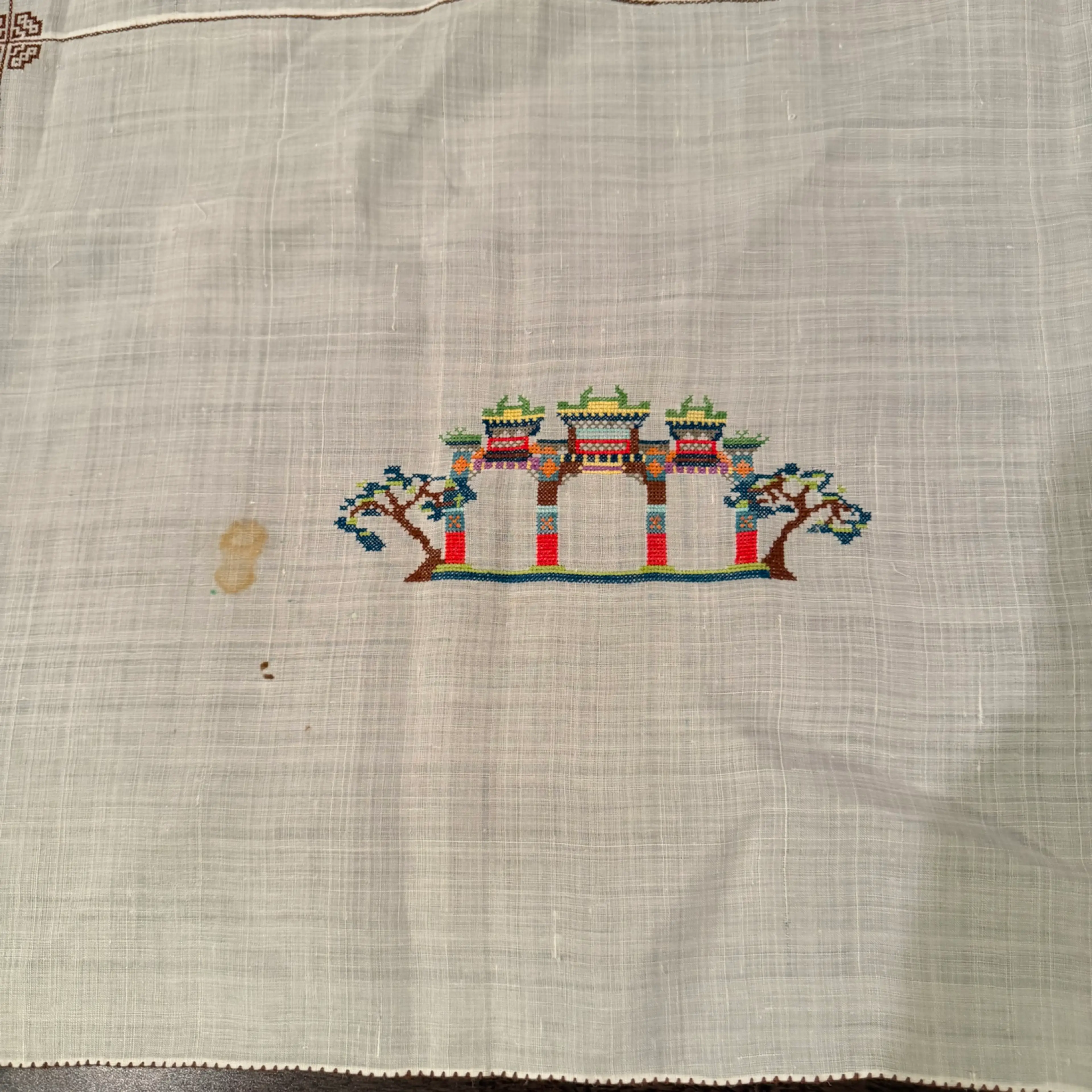 Image 2 of 6