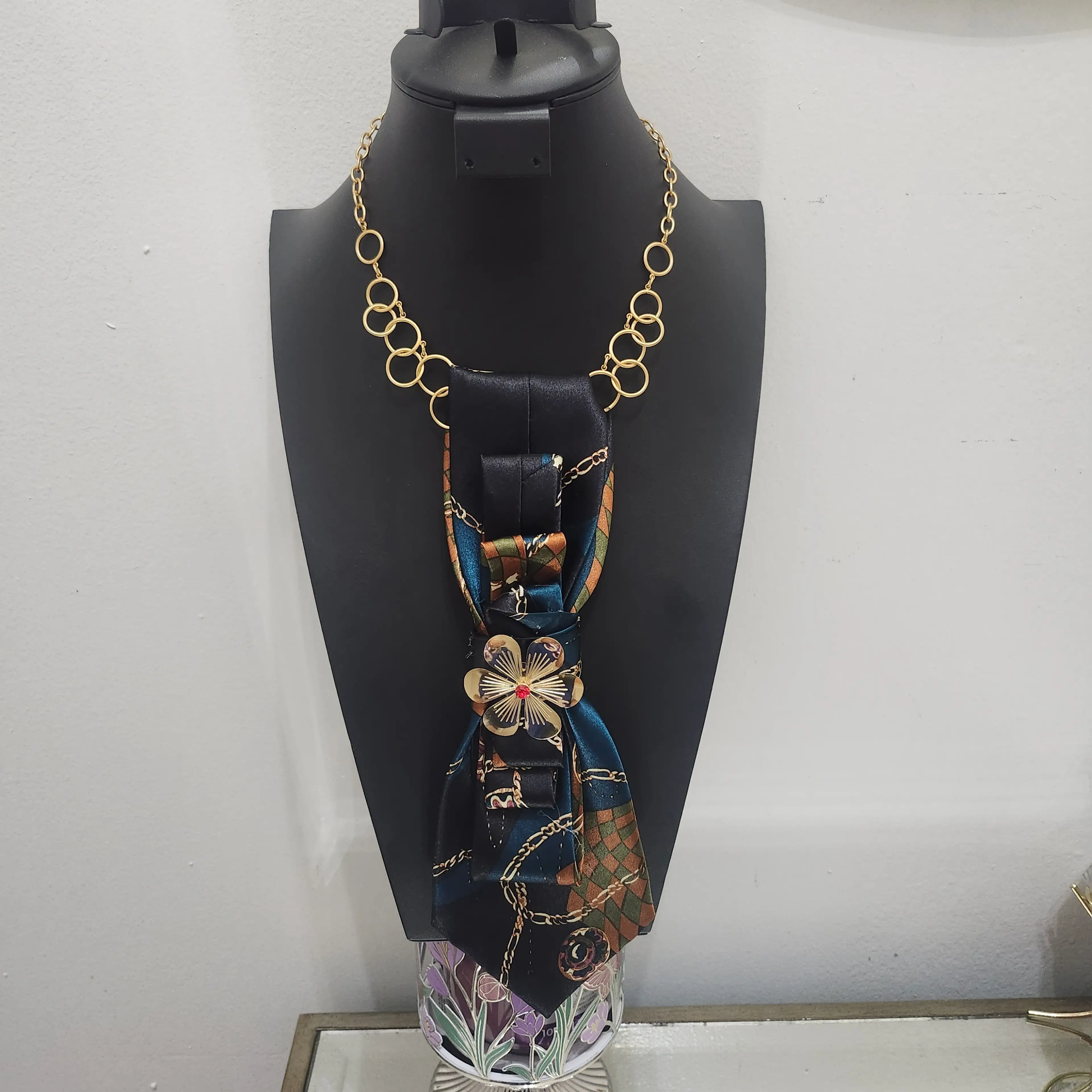 Image 4 of 4