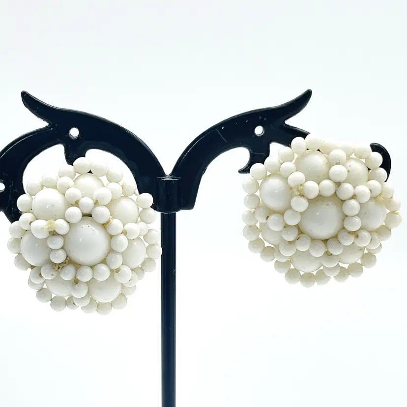 JAPAN Beaded Earrings White Cluster Screw Back Silver Tone 17737