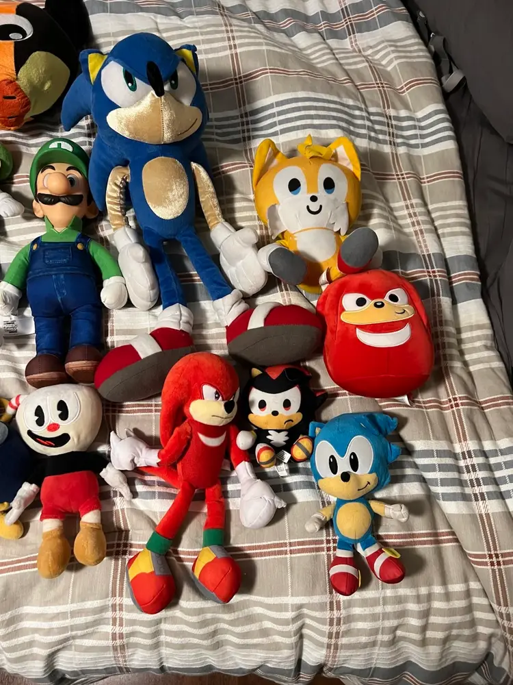 Video Game Plush Pokémon, Sonic, And Super Mario