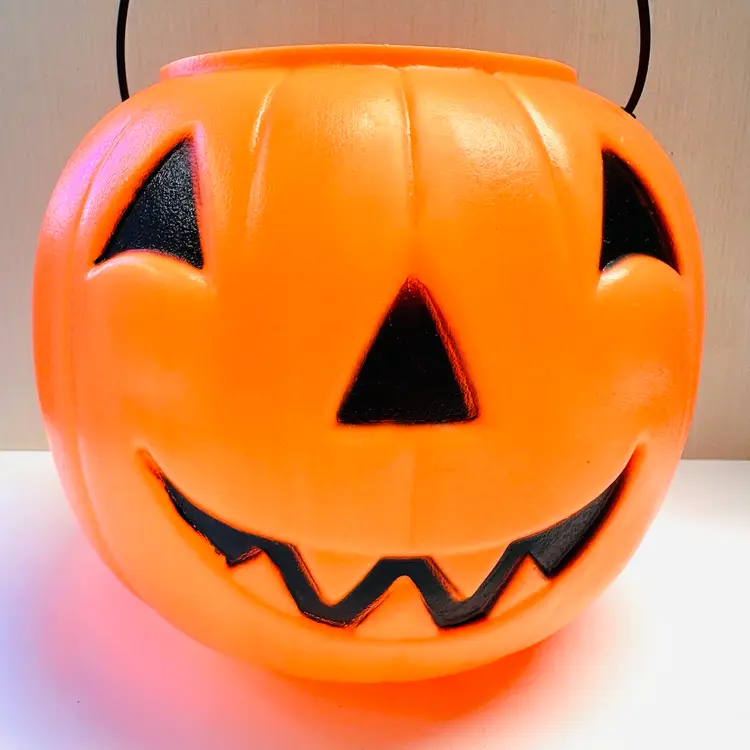 General Foam Plastic Jack O Lantern Pumpkin Treat Candy Pail Bucket Blow Mold Norfolk Halloween