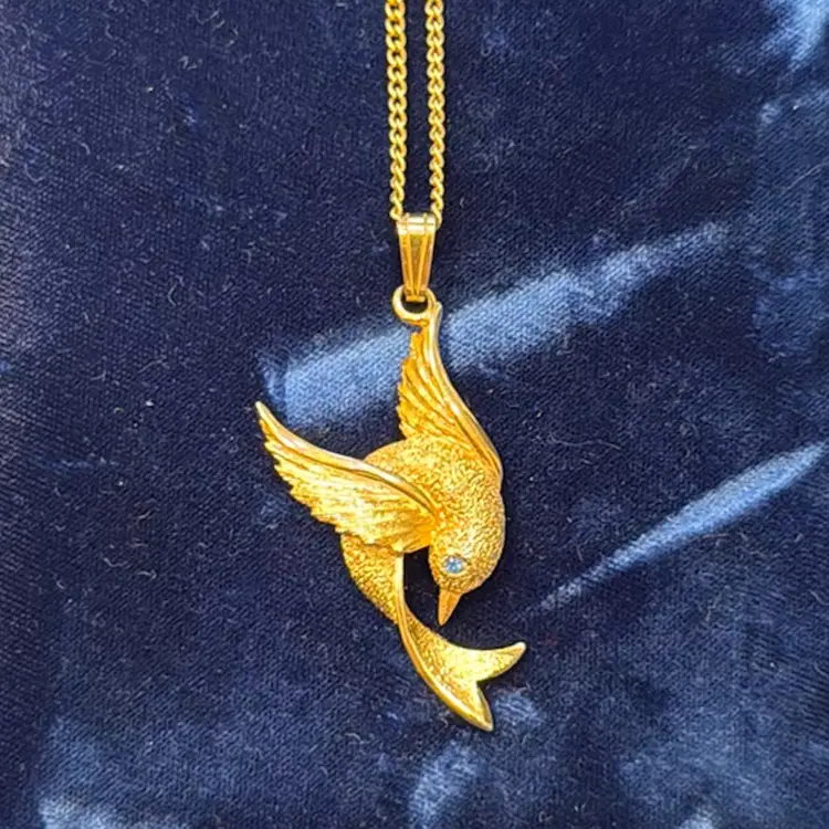 1976 Sarah Cov Signed Golden Dove Pendant 2.5” Necklace 16" Rope Chain Blue Rhinestone Eye