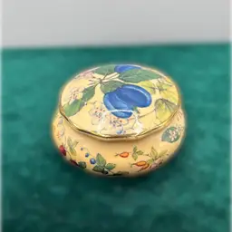 2.5”x1.5” Vintage Staffordshire England Bone China Trinket Box