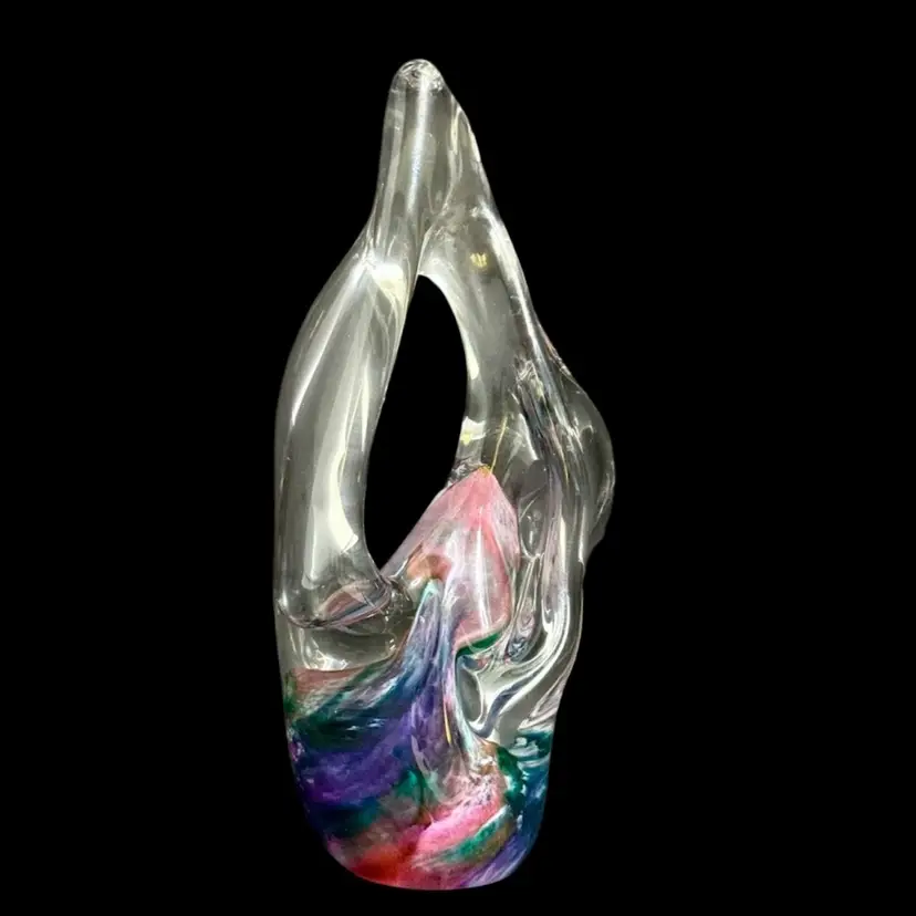 Art Glass Sculpture/Paperweight Signed Robinson Scott Clear Glass W/Pink/Aqua/Purple Swirl•2000 Glows
7” T x 3” L x 2-1/2” W