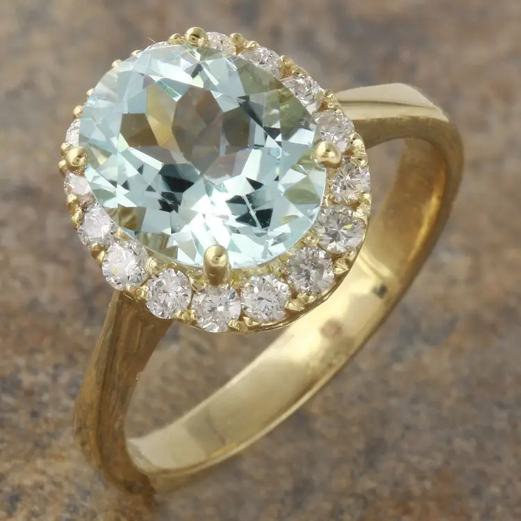 2.75Ct Natural Aquamarine and Diamond 14K Solid Yellow Gold Ring