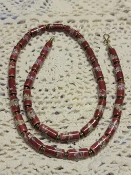 Vintage Japanese porcelain bead necklace